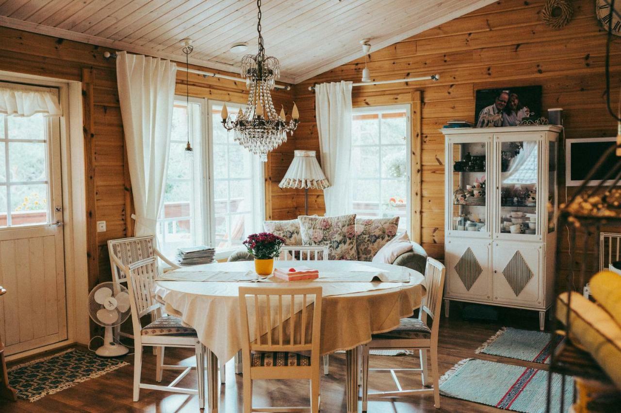 B&B Elaemys Aemmi Sauvo Экстерьер фото