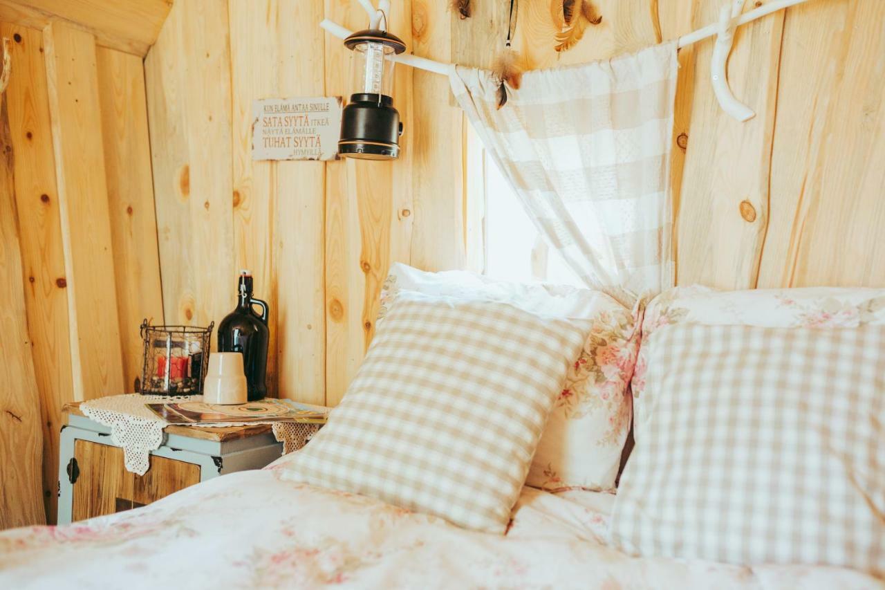 B&B Elaemys Aemmi Sauvo Экстерьер фото